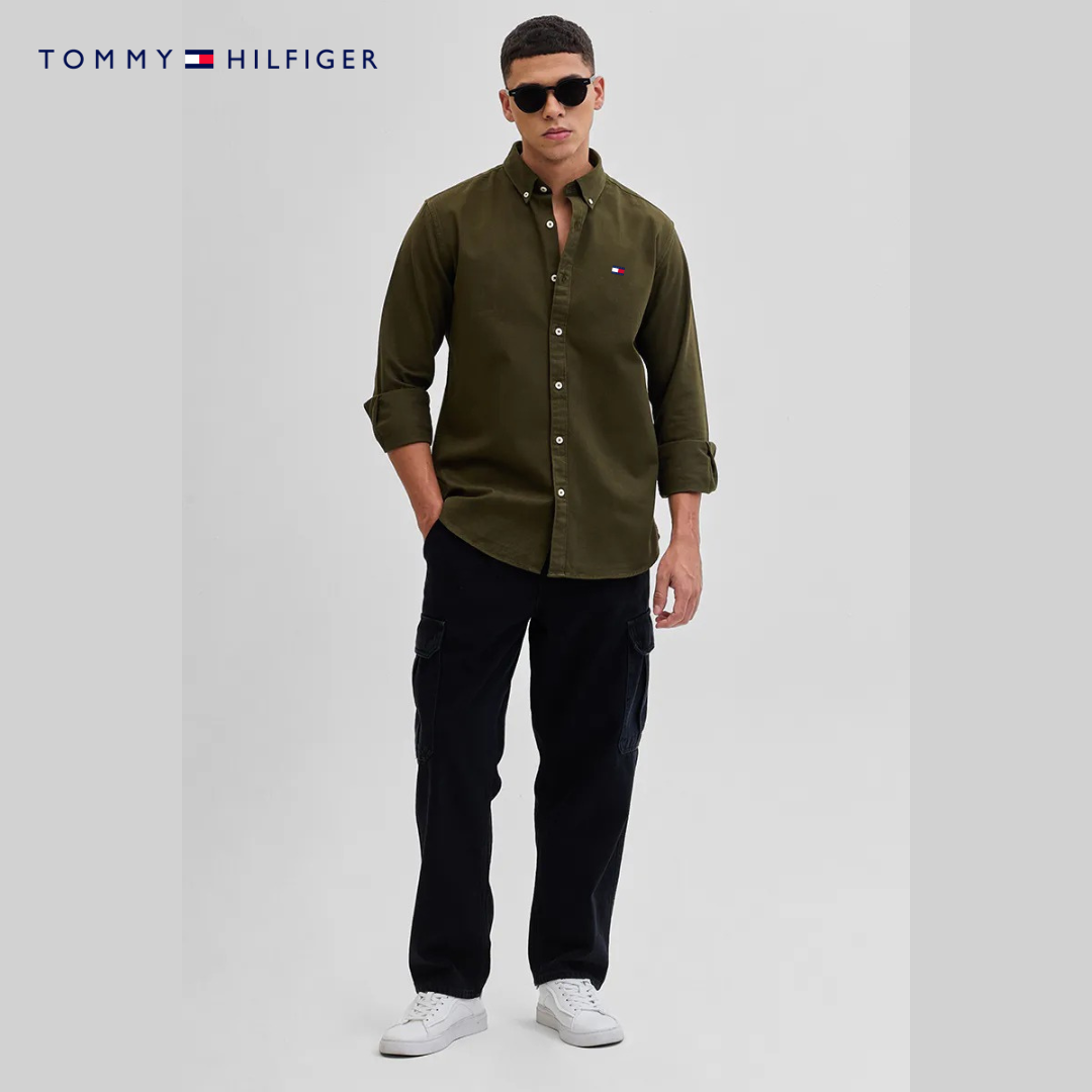 Men’s Slim Fit Button-Up Shirt – Elegant Long Sleeve Casual Shirt