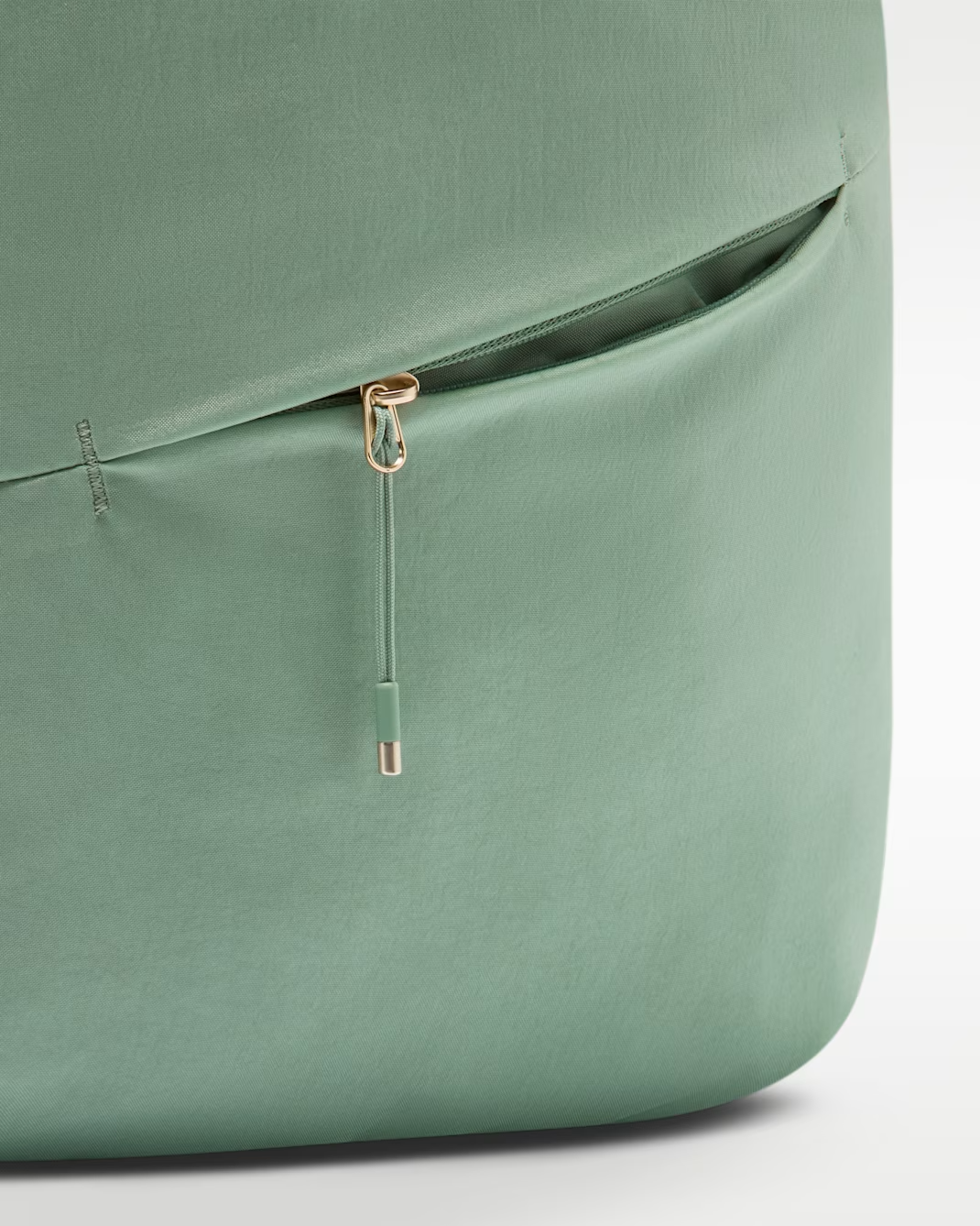 Aura Backpack – Unisex